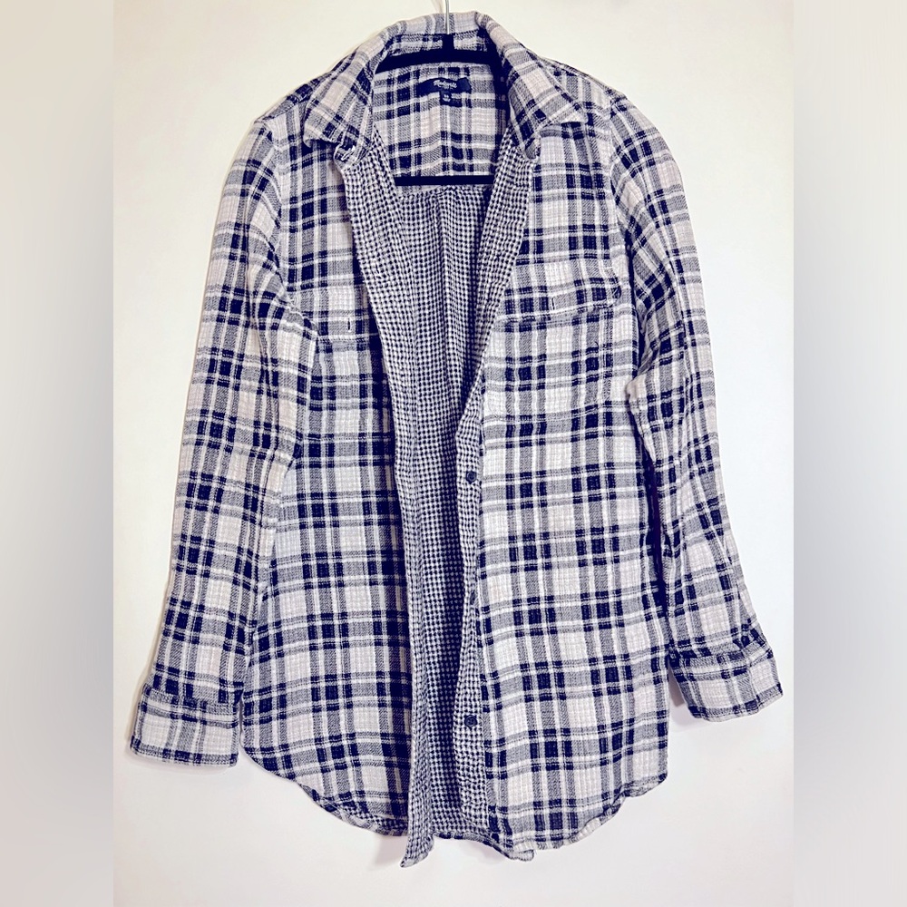 Madewell Plaid Black and Gray Long Sleeve Button Up